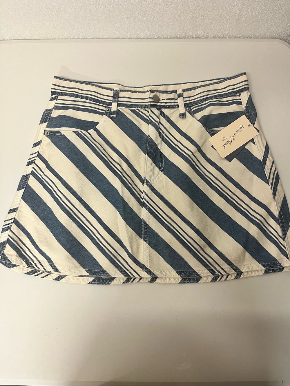 Universal Thread Striped Denim A-Line Mini Skirt Size 10 New With Tags